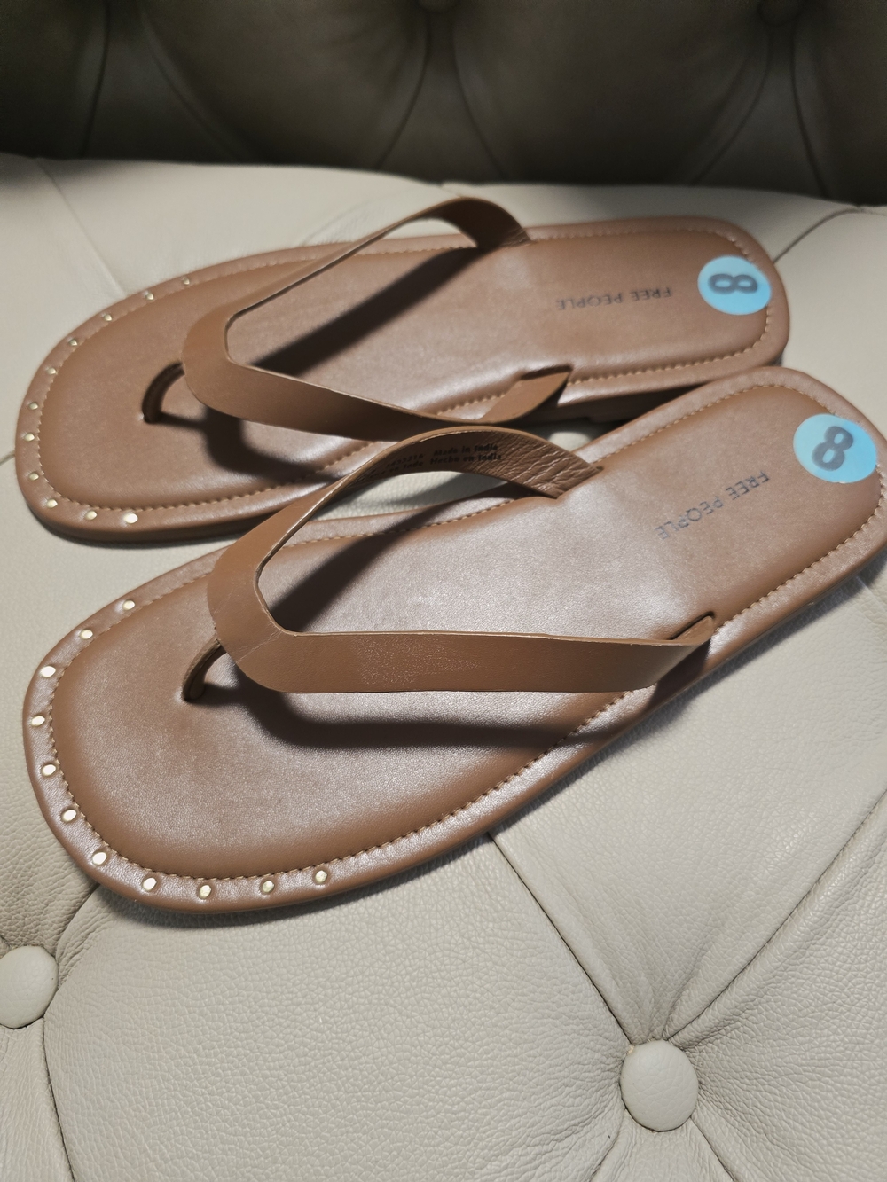 Free People Camel Brown Studded Flip Flop 100% Leather Sandals Size 8 9